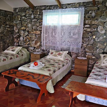 Hostal Vai Kapua Hanga Roa Extérieur photo