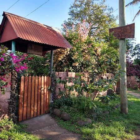 Hostal Vai Kapua Hanga Roa Extérieur photo